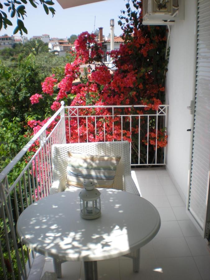 Manolis' House Aparthotel Skiathos Town Bilik gambar